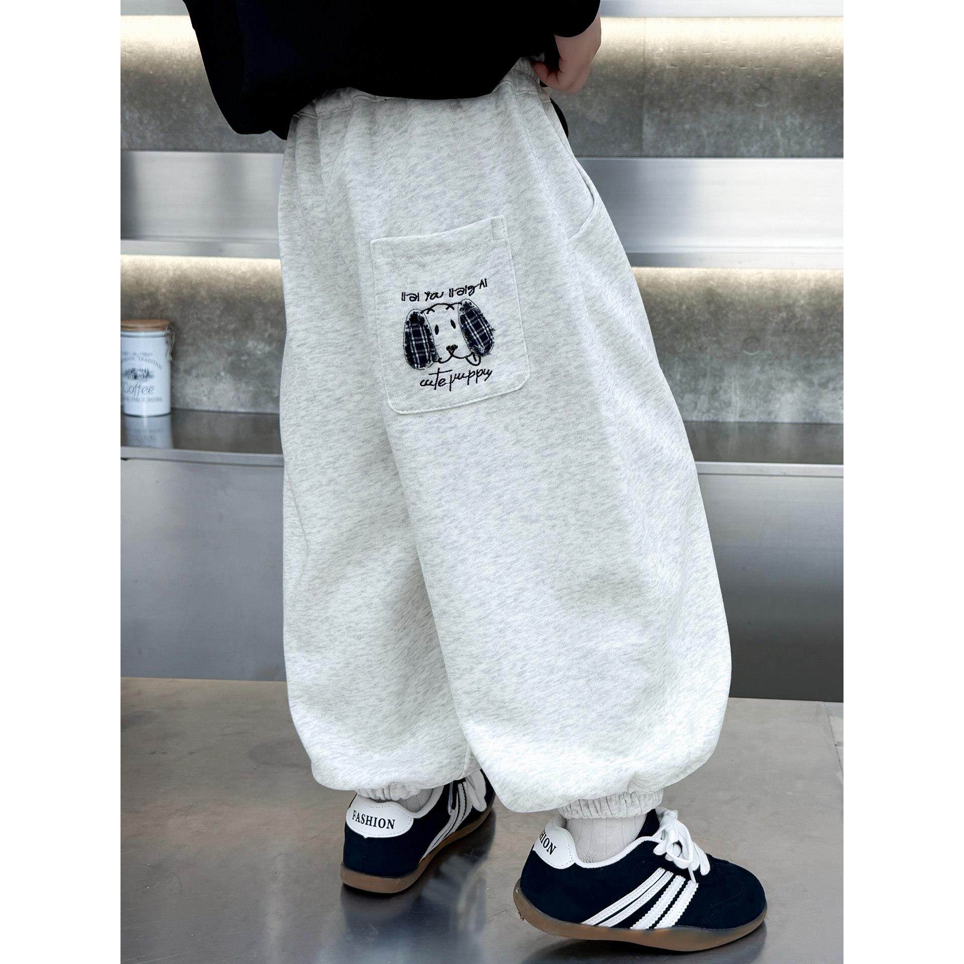 男童裤子春装2026新款韩系穿搭男宝宝卫裤春秋痞帅潮流儿童运动裤