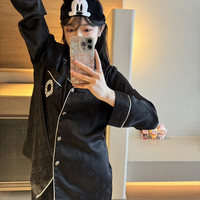 冰雪丝缎面睡衣女春秋季2026新款长袖开衫高级感轻奢风家居服套装,女士内衣/男士内衣/家居服,睡衣/家居服套装,淘宝优惠券,粉丝福利购,淘宝优惠卷