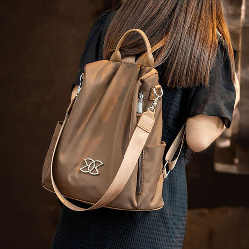 高级感双肩包女2026新款春百搭轻便旅游防水大容量旅行背包电脑包