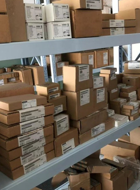 西门子6AG1124-0XC02-4AX0 6EP1336-3BA10 6ES7321-1BL00-0AA0