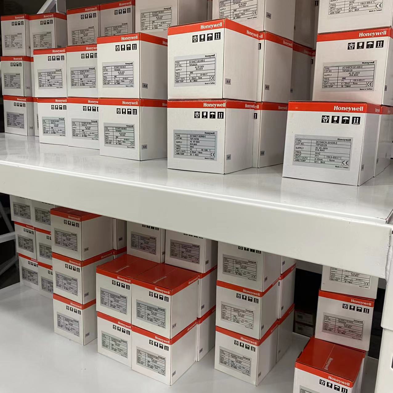 霍尼韦尔Honeywell温度控制表温控器DC1020CL-701-010-E