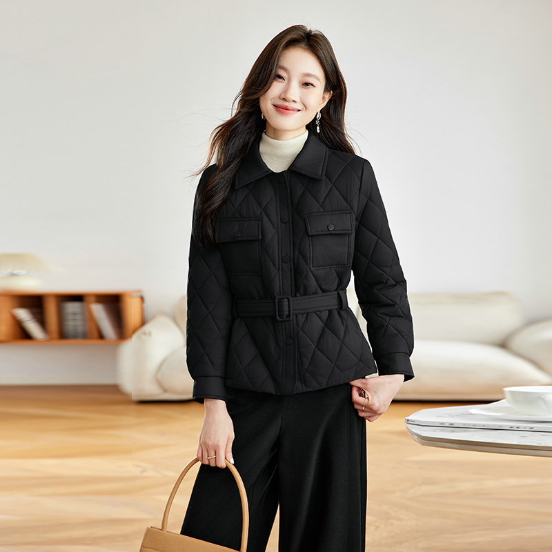 轻薄短款棉服女款2025年冬季新款收腰显瘦时尚翻领菱格夹棉外套女