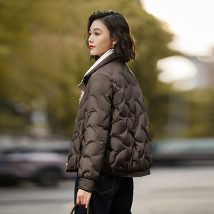 咖色短款羽绒服女2026冬新款高级感防风立领小个子加厚白鸭绒外套