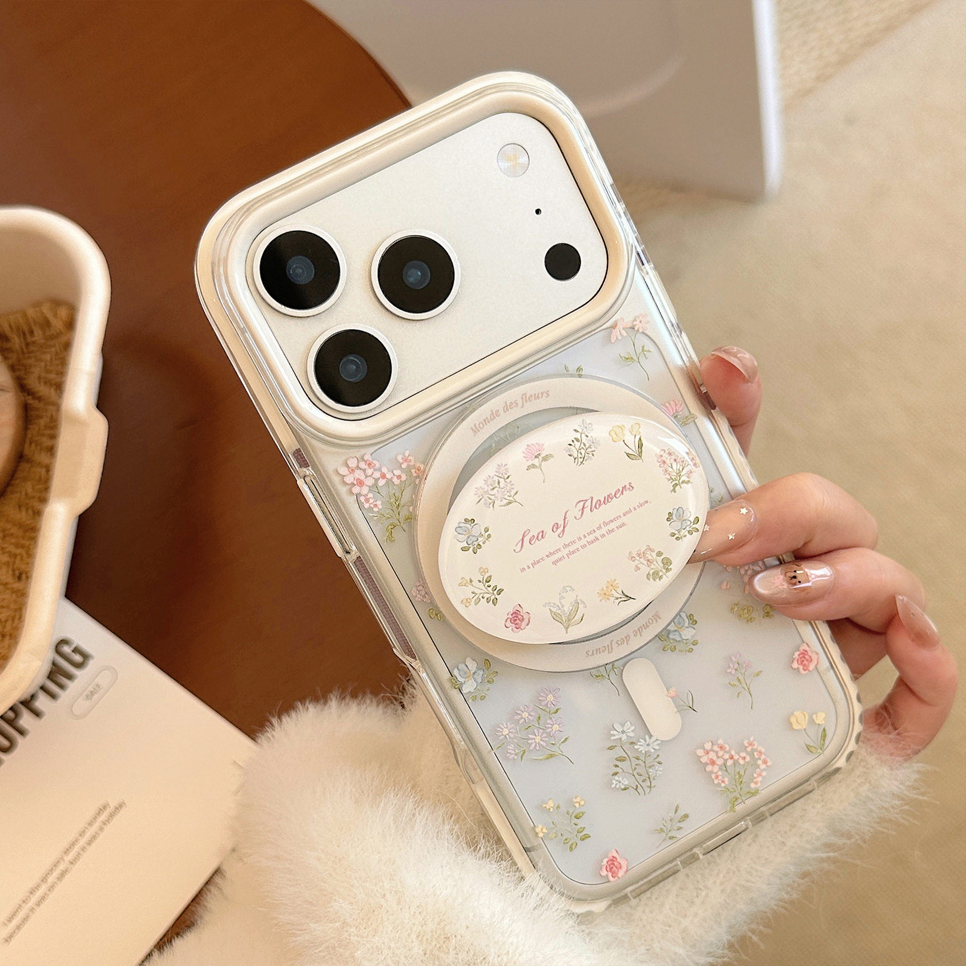 温柔文艺女款碎花磁吸支架防摔壳适用苹果17PROMAX手机壳iPhone17新款17PM透明软壳16PM高颜值13爆款16保护套