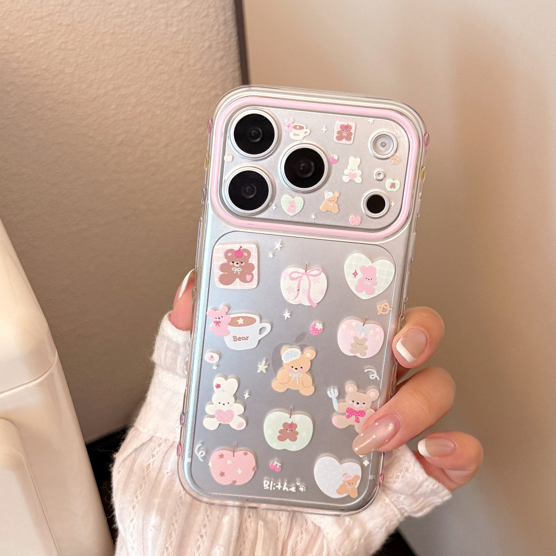韩风ins个性趣味卡通小熊拼贴适用iPhone18promax新款苹果18手机壳18PM透明防摔17PRO可爱女款14甜美17pm软壳