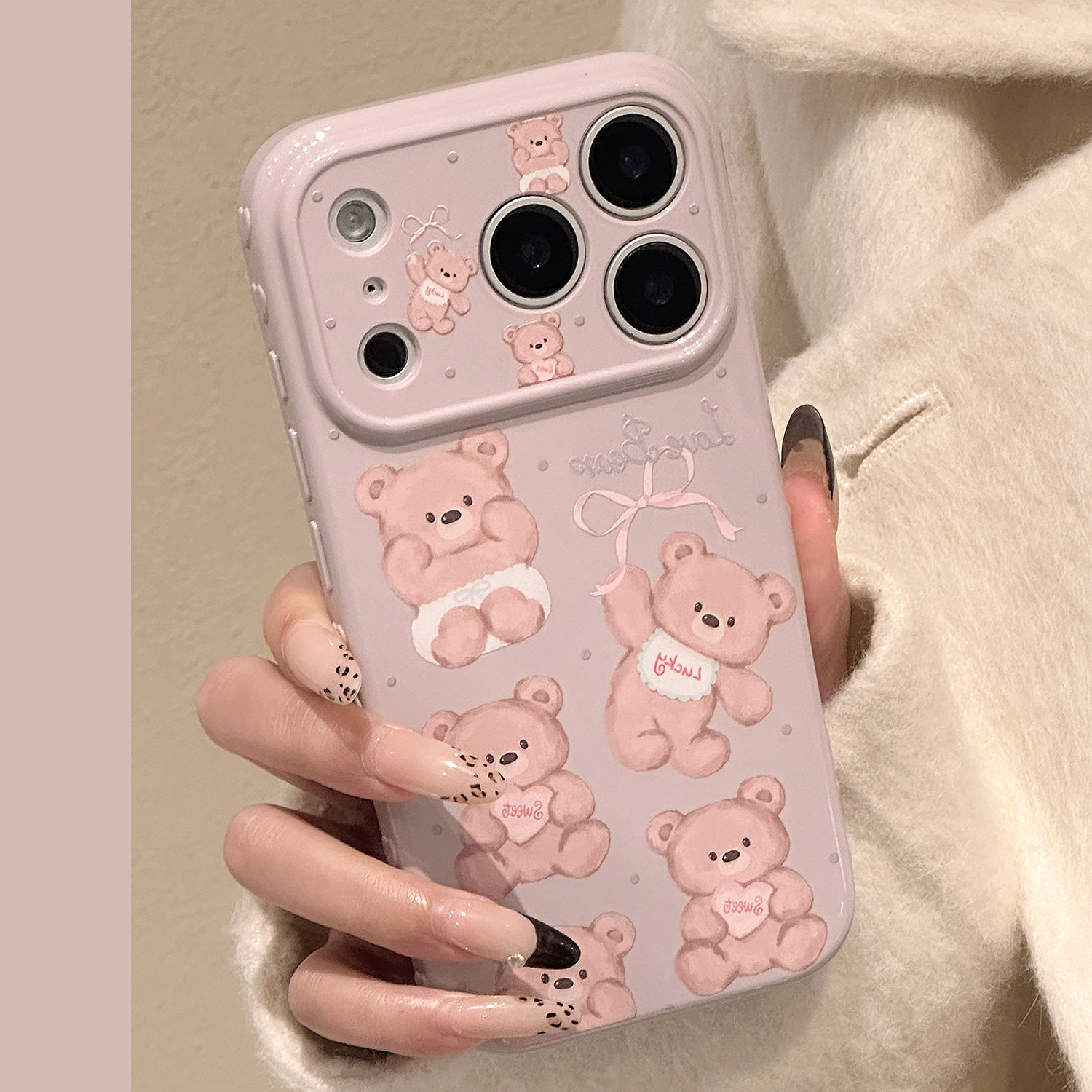 【智能AI相机键包裹】可爱卡通玩偶小熊适用苹果16手机壳新款iPhone17promax精孔全包防摔17PM包相机键软壳15,3C数码配件,手机保护套/壳,淘宝优惠券,粉丝福利购,淘宝优惠卷