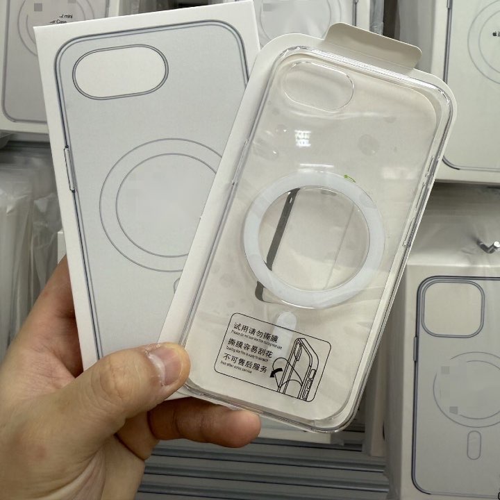 适用苹果16e手机壳iphone16E磁吸透明壳透明PC保护壳16E抗黄防摔保护套支持MagSafe无线充电手