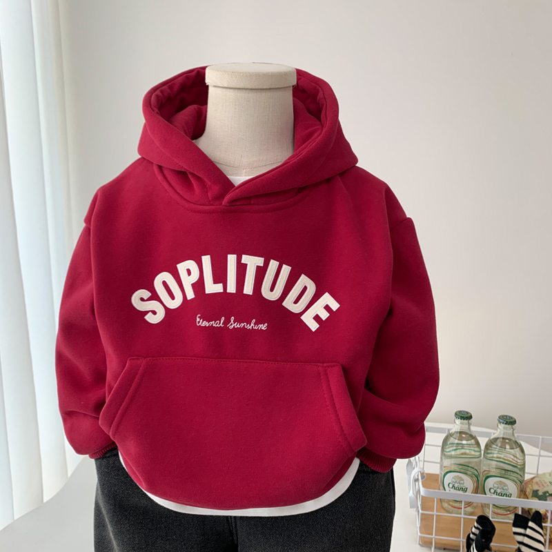 男孩洋气红色字母加绒连帽卫衣潮