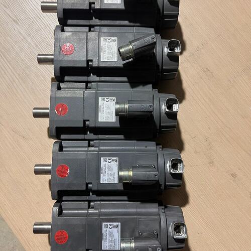 议价西门子伺服电机1FK7042-2AF71-1CH0带编码器可维修