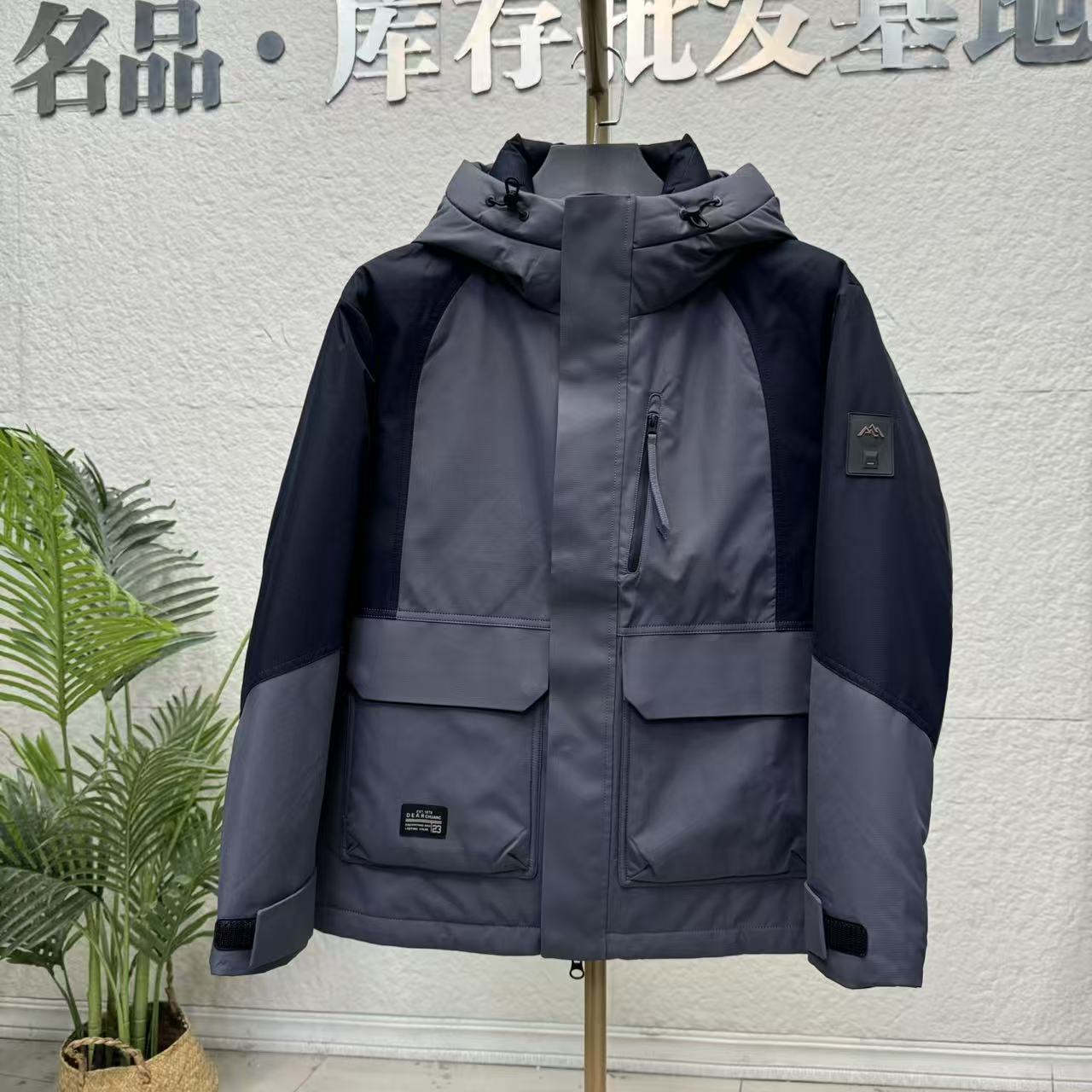 品牌撤柜男装冬季保暖羽绒服