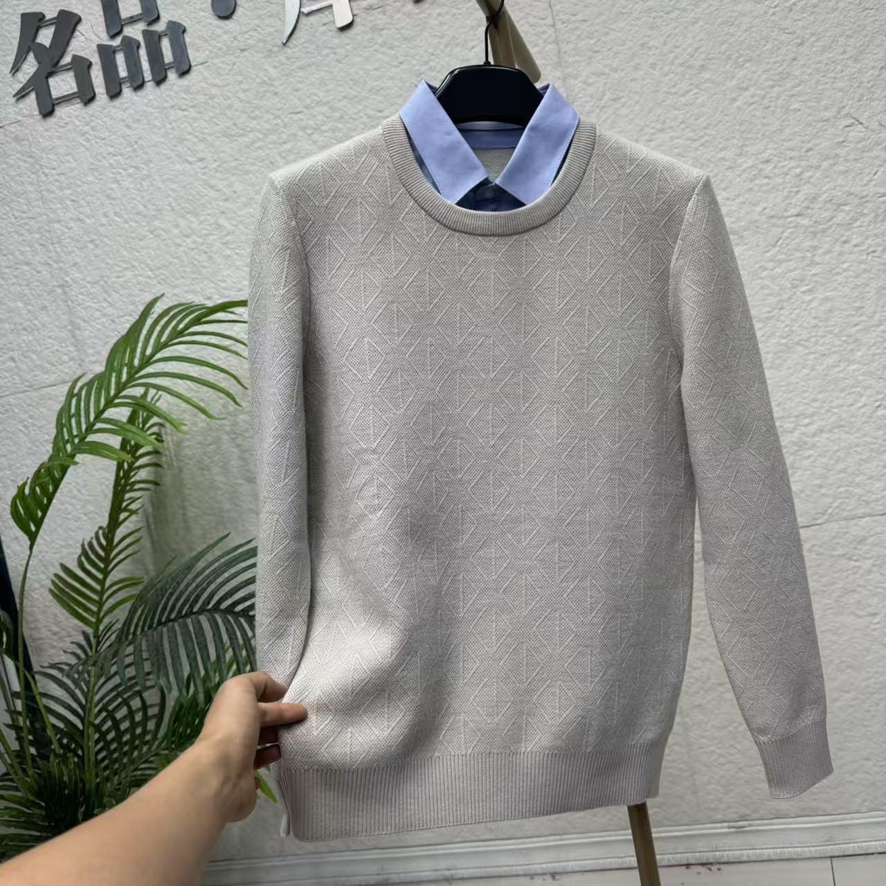 柔软舒适品牌剪标新款男士秋冬加厚保暖假两件休闲印花套头打底衫