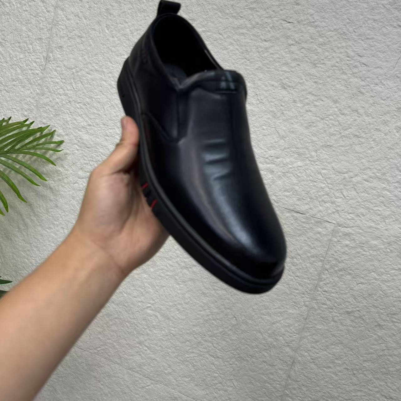 真皮捡漏！撤柜男士黑色百搭平跟秋季皮鞋商务休闲圆头系带男鞋