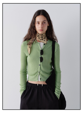 shyshy“短巧羊毛开衫”三色短巧修身羊毛羊绒可单穿开衫