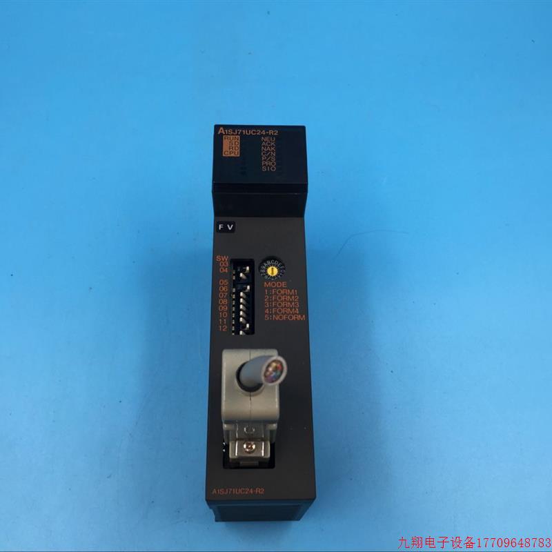拍前询价:三菱PLC通讯模块 A1SJ71UC24-R2 实物图