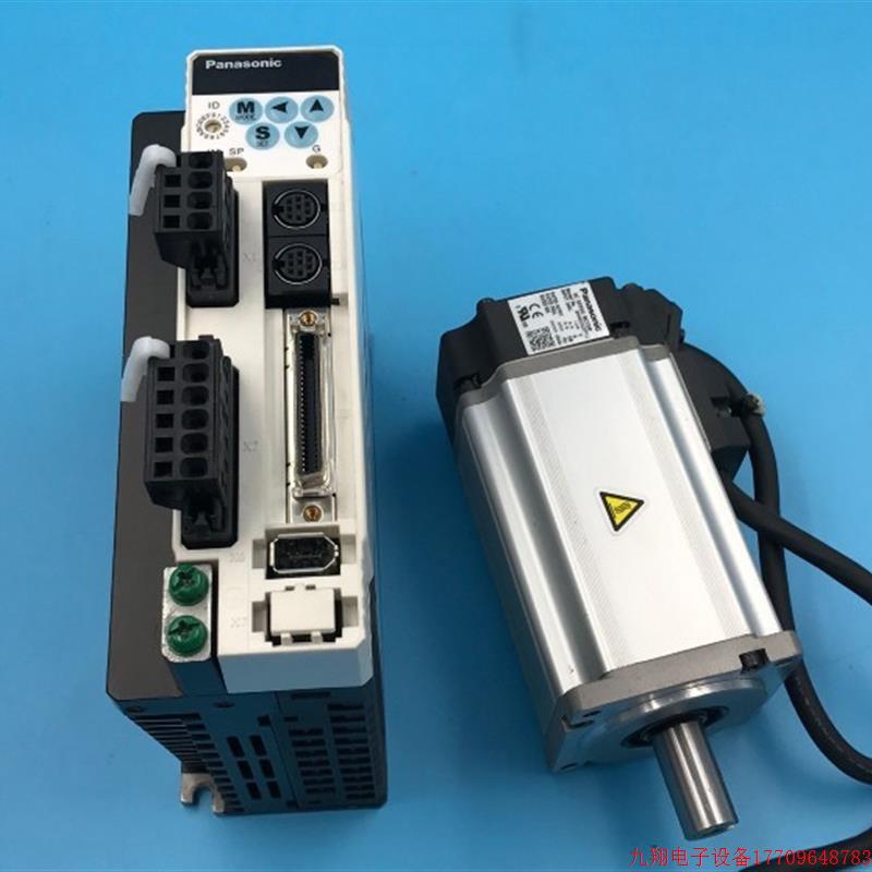 拍前询价:伺服 A4 400w套装 MBDDT2210053 MHMD042P1U 实物图