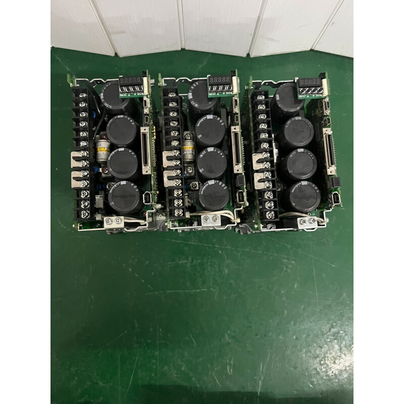 拍前询价：伺服驱动器五系驱动器 SGDV-180A01A00200询价为准