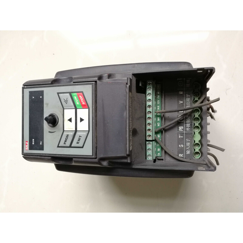 拍前询价：二手实物图变频器 ATV13-2S1R5GH 220V 1.5KW