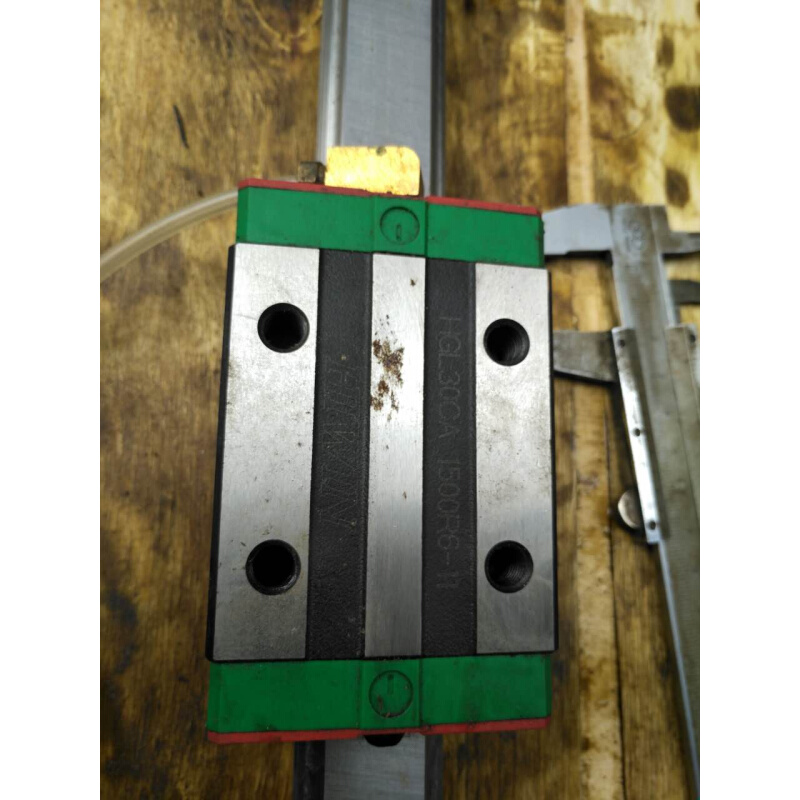 拍前询价：台湾HIWIN上银直线导轨滑块HGL30CA  二手导轨长40厘米