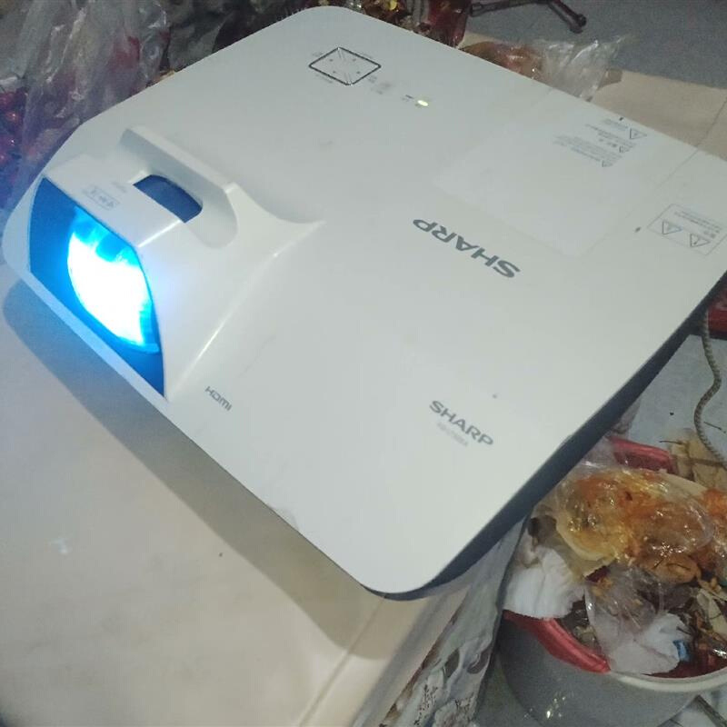 拍前询价：(议价)Sharp/ XG-LT50XA高清投影仪,自带HDMI