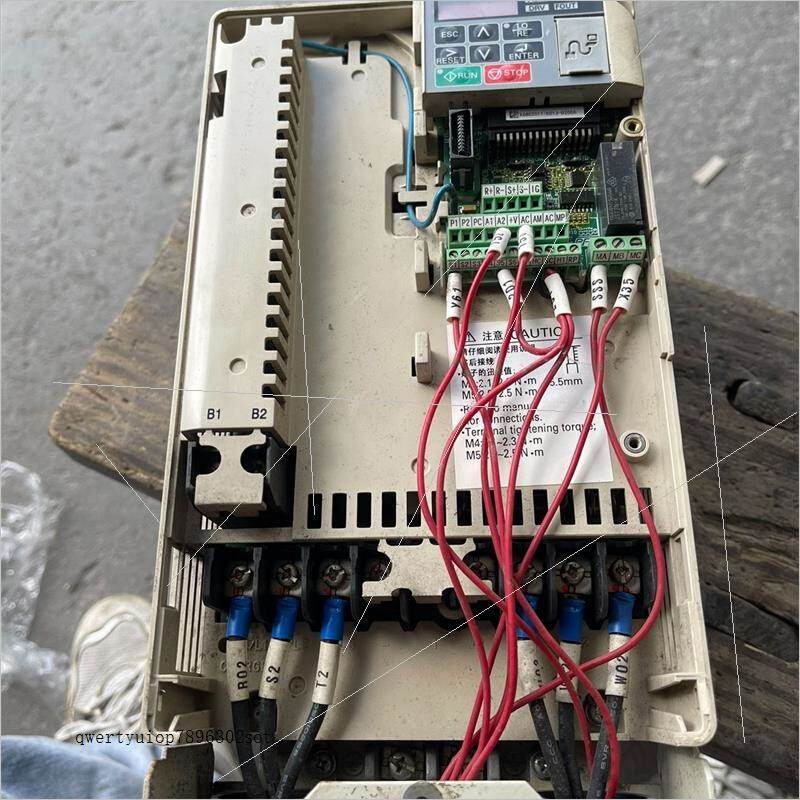 拍前询价：安川变频器CIMR-VB4A0018FBA/5.5KW/38