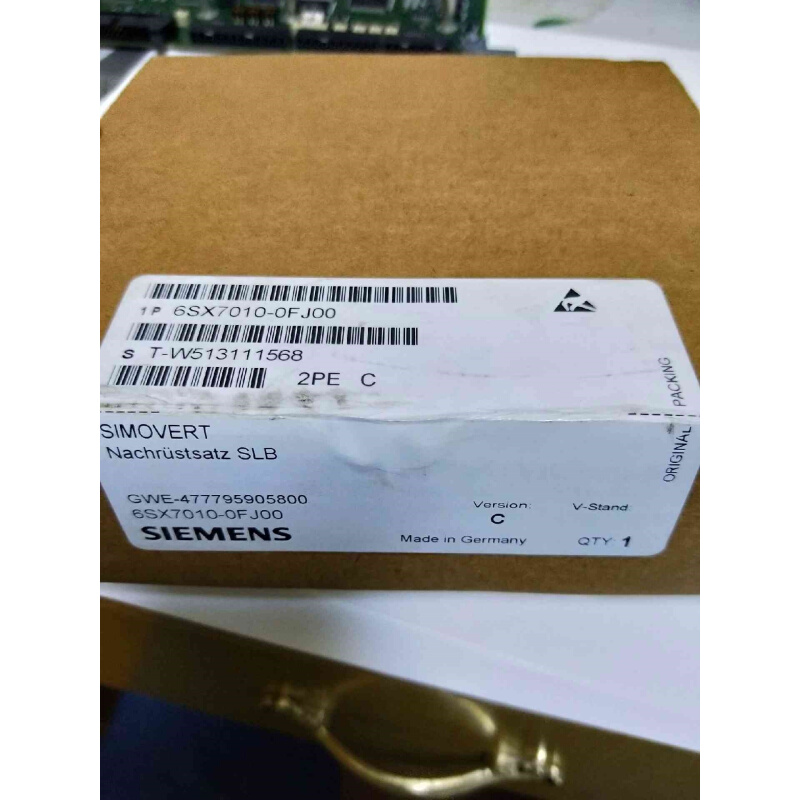 拍前询价：6SX7010-0FJ00 全新原装正品未开封,要的私聊吧!询价议