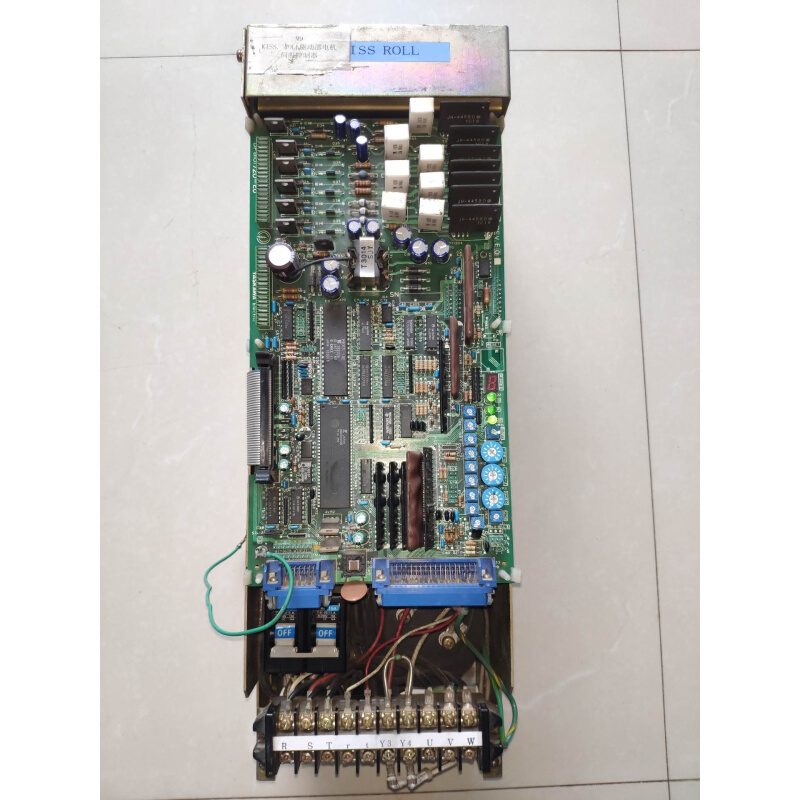 拍前询价：YASKAWA 日本安川原装进口伺服驱动CACR-SR20B