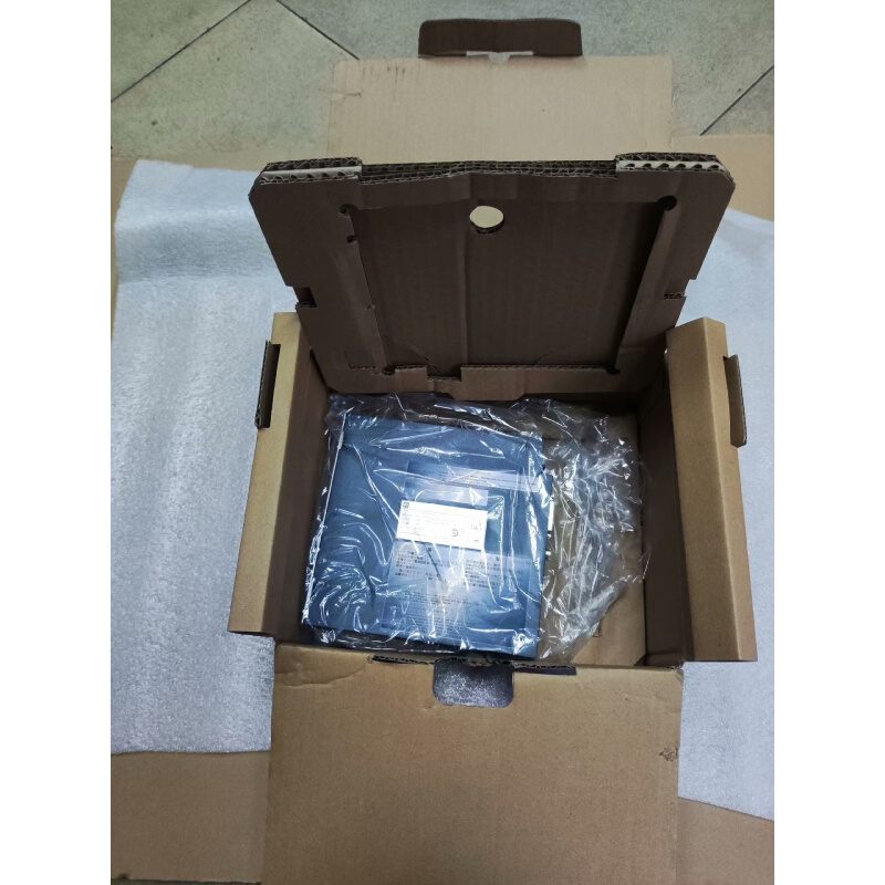 拍前询价：[议价]富士400W驱动器，RYH401F6-VV2-ZC1。仅一台