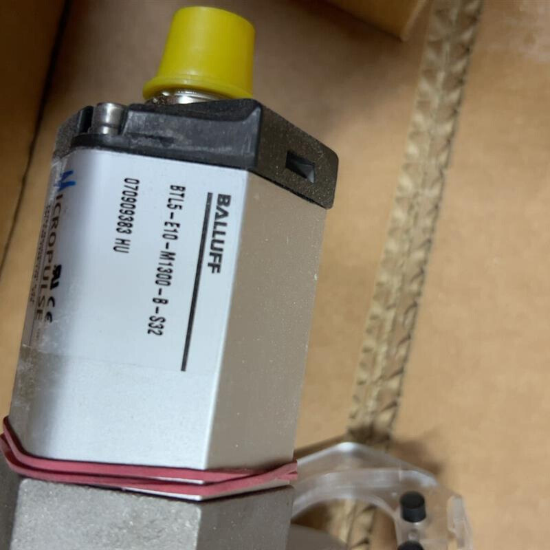 拍前询价：(议价)巴鲁夫位移传感器 BTL5-E10-M1300-B-S32