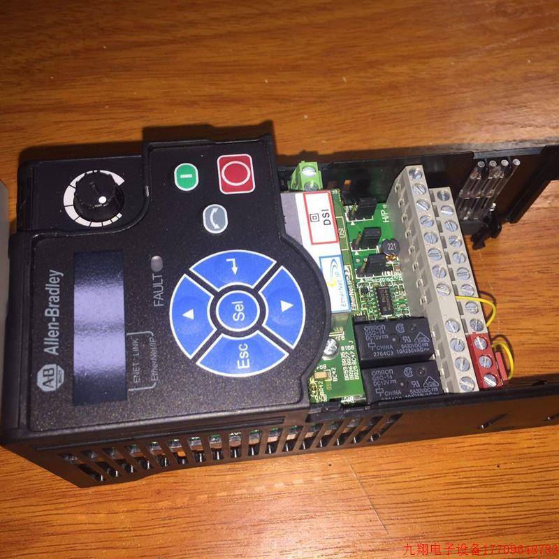 拍前询价:产品AB变频器面板25B-CTM1变频器 25BCTM1看描述议价