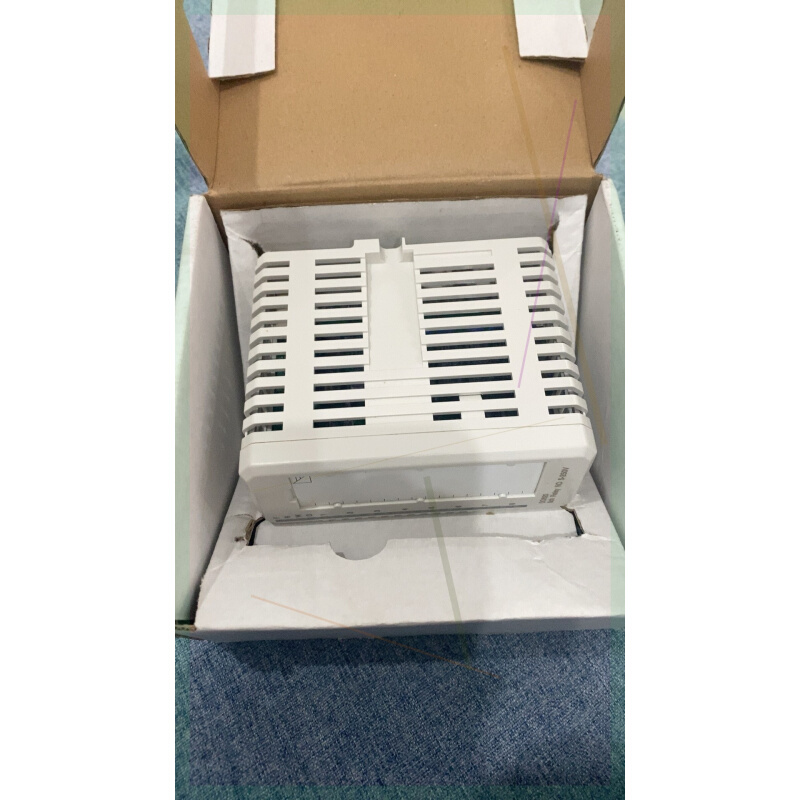 拍前询价：ABB数字量输出模块DO820，全新