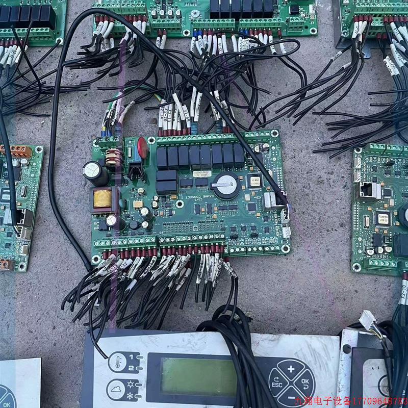 拍前询价:CIAT 西亚特   水源热泵机组 CUL0Z主板    螺