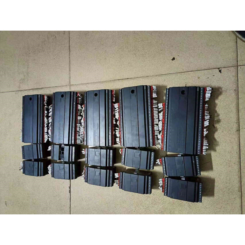 拍前询价：金恭PLC  JS-60T-D带模块SE-16T(2个)原装询价议价