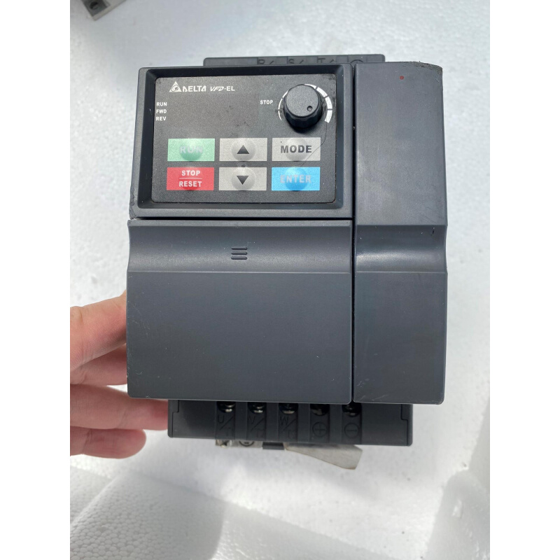 拍前询价：台达VFD015EL21A变频器1.5kw/220v，成色如询价为准