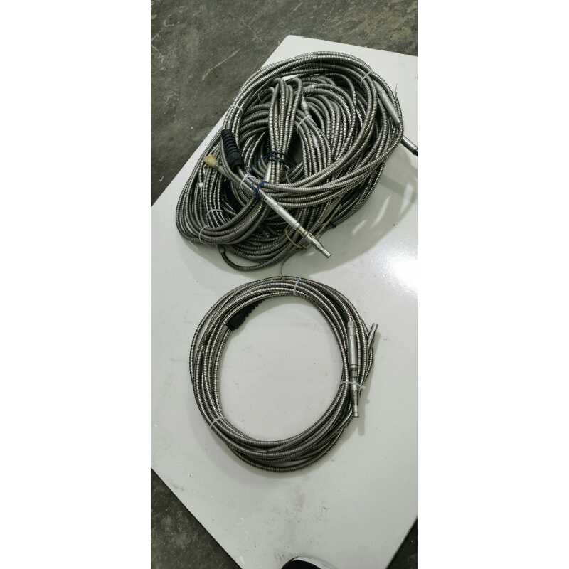 拍前询价：[议价]激光光纤线11条！S/N  QB    200      3