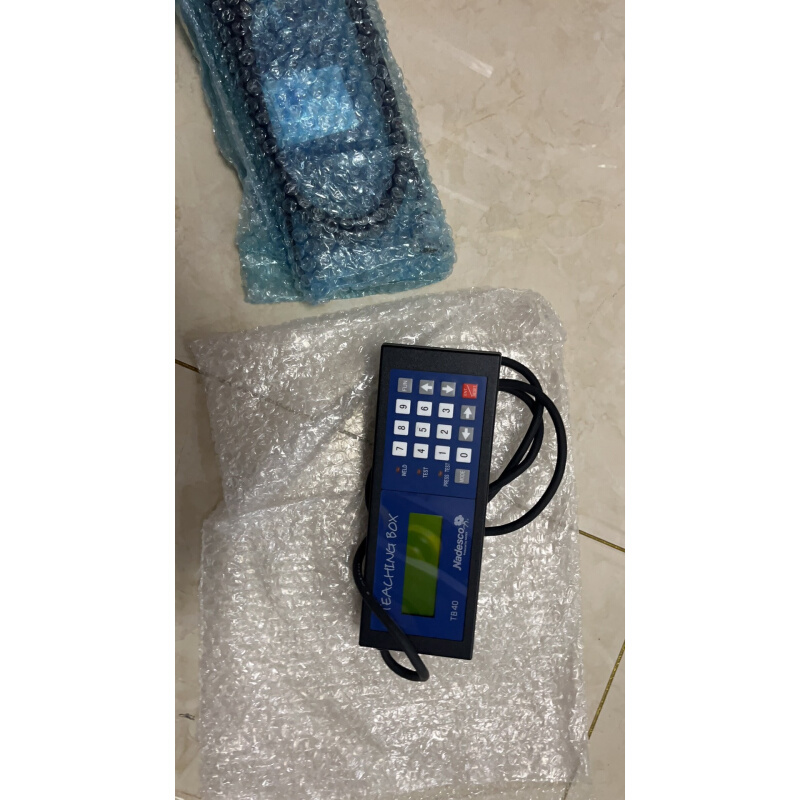 拍前询价：// TB40编程器。全新原装，询价为准