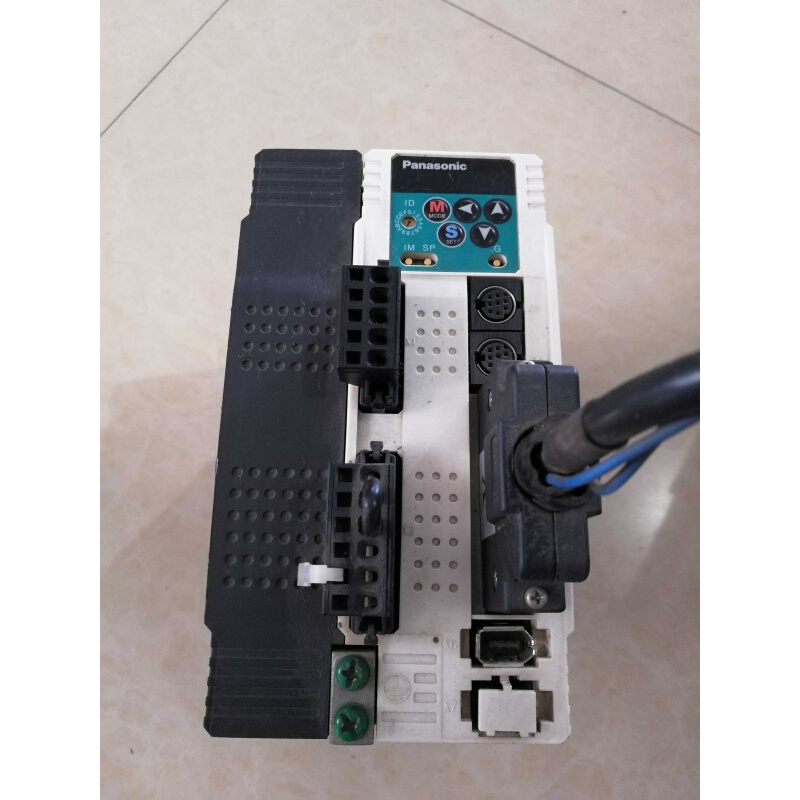 拍前询价：二手A4系列伺服驱动器 MDDDT3530003 原装拆机实物图