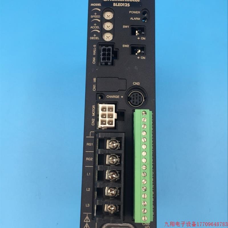 拍前询价:步进驱动器BLED12S 实物图