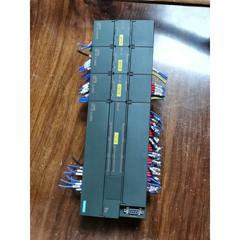 拍前询价：[议价]拆机的一组PLC，外观九成新左右，CPU SR60主机