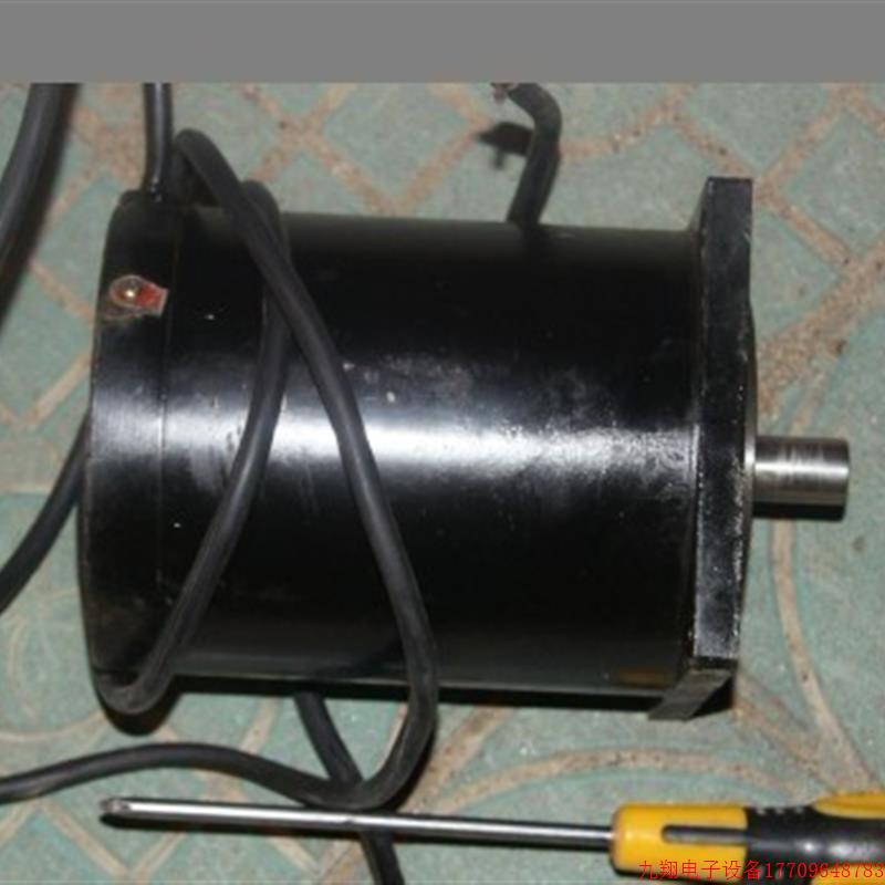 拍前询价:旧拆130BYG350A 130步进电机 三相混合步进电机 24NM 7