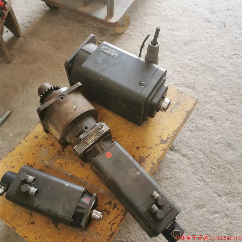 拍前询价:伺服电机 1FTS102-0AC71-1-Z 实物图 质保 现货