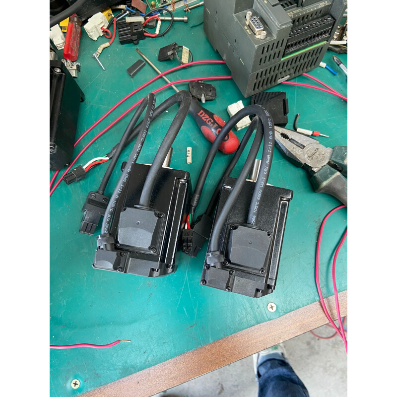 拍前询价：伺服电机ECM-B3M-C20604RS1  原装正品，询价为准