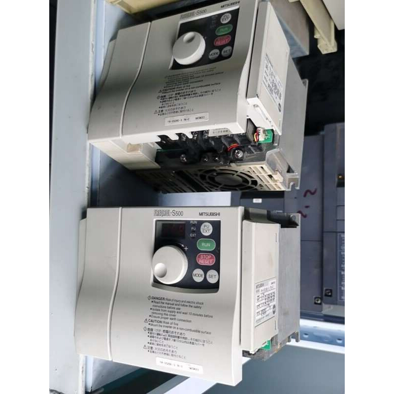 拍前询价：三菱拆机变频器FR-S520E-3.7K-C成色漂亮询价