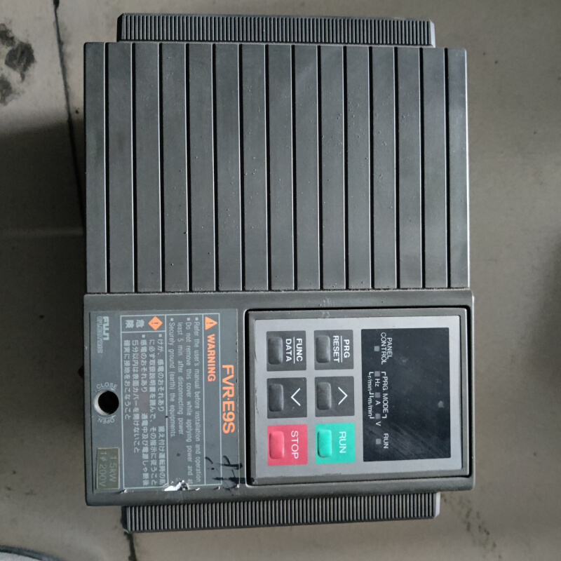 拍前询价：（议价）富士变频器FVR1.5E9S-7JE功能完好