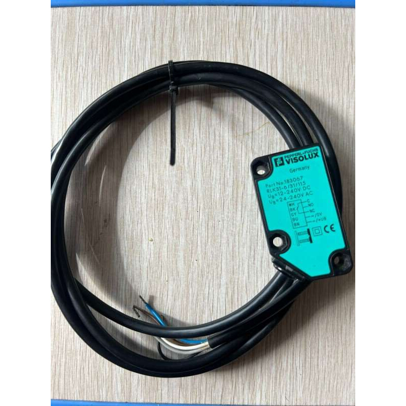 拍前询价：倍加福RLK31-6/31/115漫反射型光电传感器二手拆