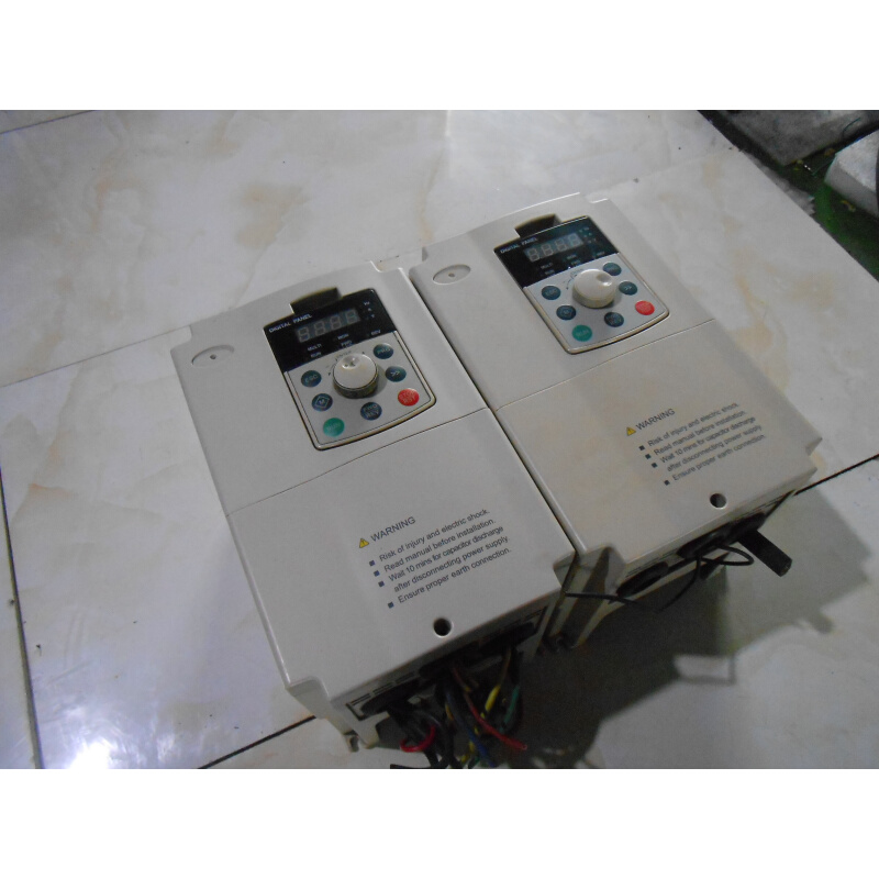 拍前询价：二手拆机蓝海华腾 V6-H系列 V6-H-4T5.5G/7.5L 380V实