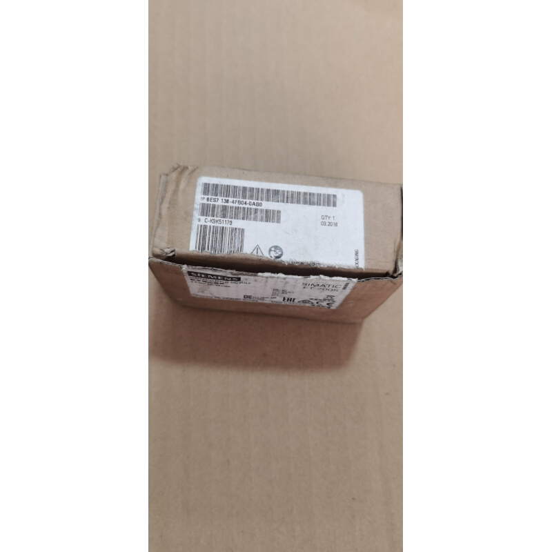 拍前询价：6ES7 138-4FB04-0AB0新的有一点轻微磕