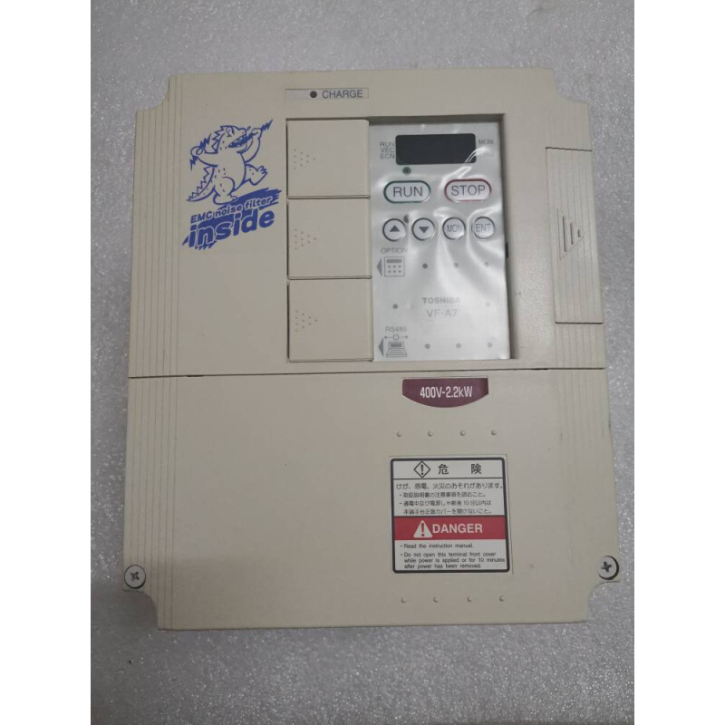 拍前询价：原装变频器 VF-A7 VFA7-4022PL 2.2KW 380V 无包装