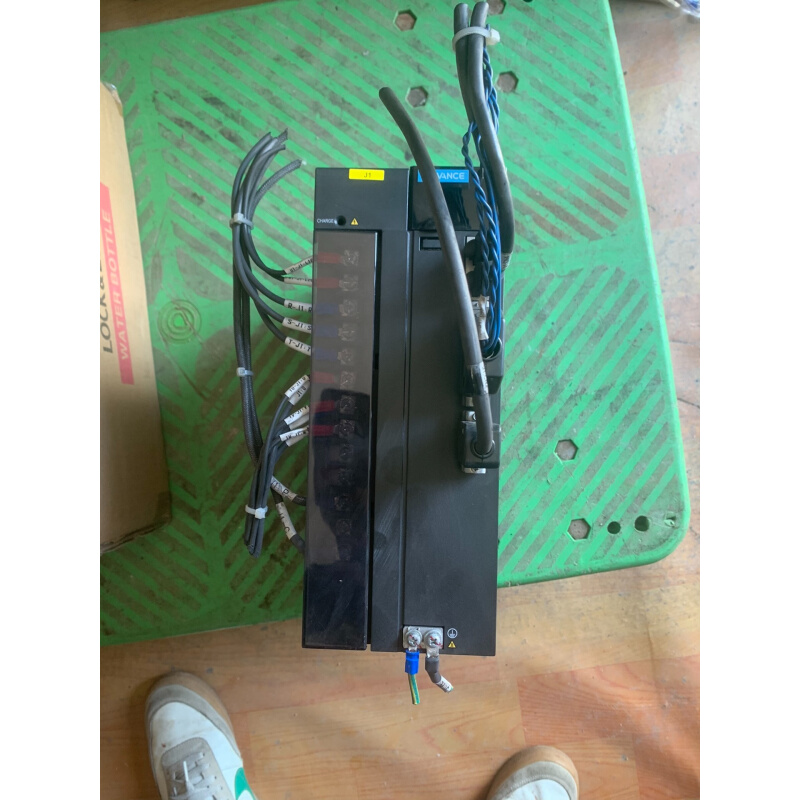 拍前询价：汇川伺服驱动器IS620NS018I-SZ功能正常 实物拍摄询价