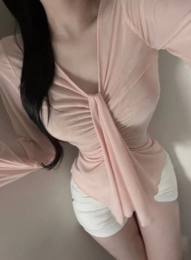 气质V领别致设计收腰显身材雪纺长袖T恤女甜辣妹修身显瘦薄款上衣