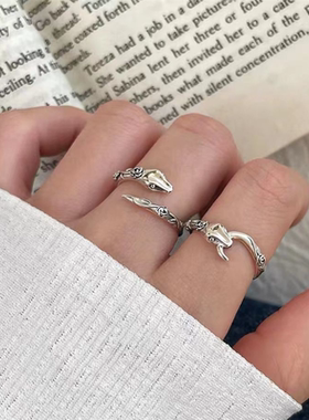 复古蛇形戒指女ins小众设计感玫瑰花食指戒高级感开口可调节指环